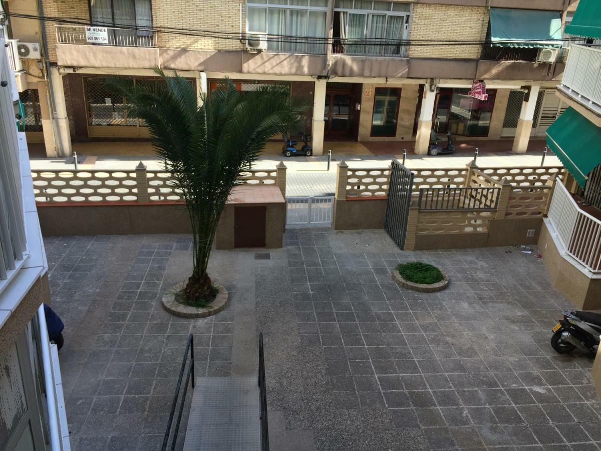 Tucasaenbenidormplaya Apartment Ngoại thất bức ảnh